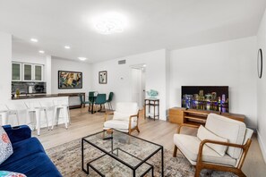 Comfort and Convenience 2/1 Rent (7259)