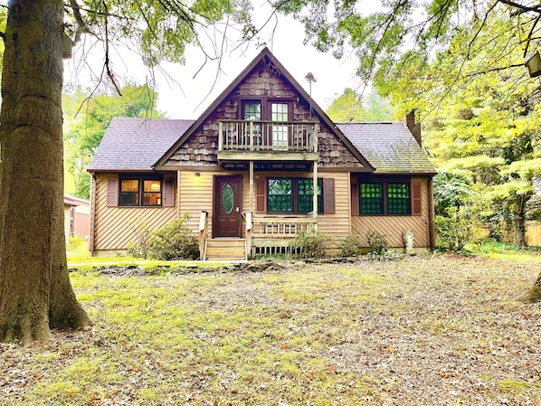 Welcome to the Fair Hill Cabin!