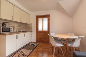 Kitchen and dining area