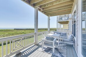 Deck | Beach View