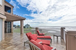 Deck | Ocean Views