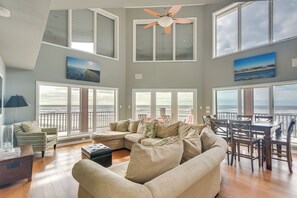 Living Room | Free WiFi | Central Heating & A/C | Full Sleeper Sofa | 1st Floor