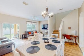 Dining area image 1