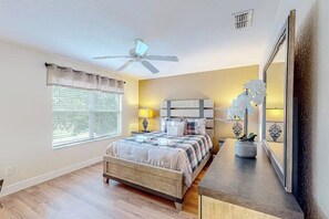 Bedroom 3 image 1