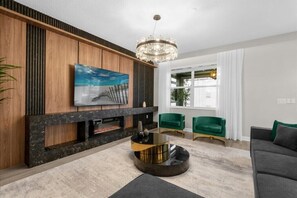 1658 Moon Valley Drive (5).jpg