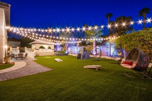 Vegas Villas Royale - Backyard