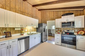 Kitchen | Coffee Bar