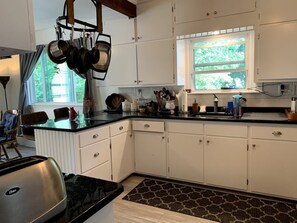 Kitchen sink