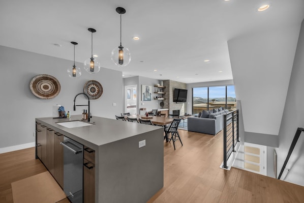 Main level full kitchen and living room