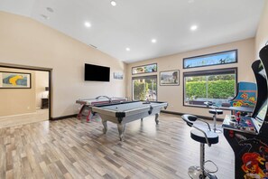 Air Hockey, Billiards and Arcade Games