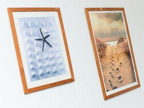 Wohnzimmer mit integriertem Küchenbereich