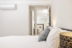 Top bedroom no,1 with ensuite - View out towards stair case