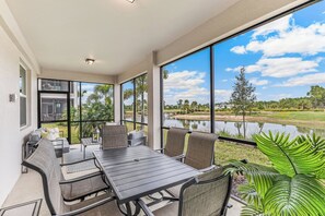 The Rear Lanai