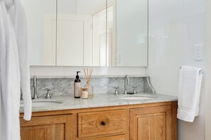 Bathroom Upstairs