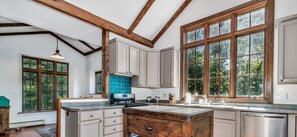 Kitchen (1)