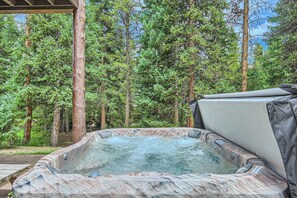 Bask in bubbling bliss with breathtaking views in the private hot tub