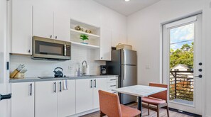 Fully equipped kitchen with all of the essentials plus coffee