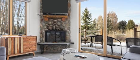 Living Room with Fireplace
