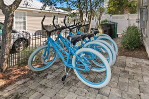 Complimentary use of 5 Taxi Bikes