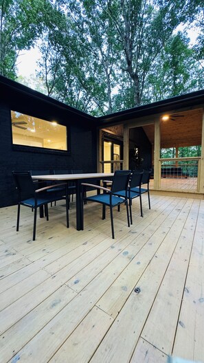 8 person outdoor dining table for large parties.