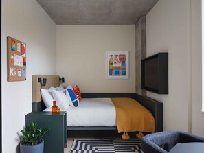 Unit with Queen size bed