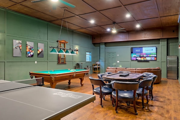 Spielezimmer