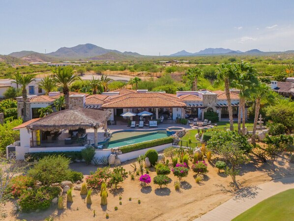 Palmilla Living!