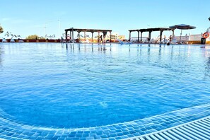 Holiday Home Swimming Pool
