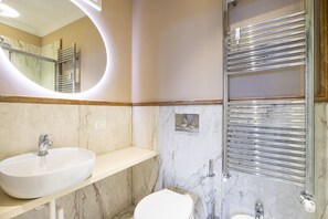 Autumn, Bathroom, Spring, Summer, Winter