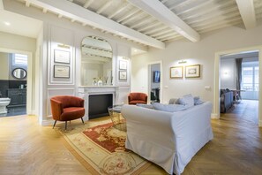 Autumn, Living Room, Spring, Summer, Winter