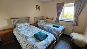Twin Bedroom