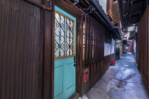GION2456