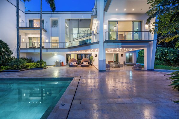 Pool