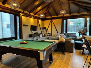 Spielezimmer