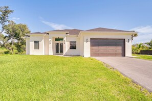 Home Exterior | 2-Car Garage | Central A/C & Heating