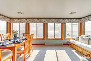 Sunroom | Bay Views | Central A/C | Electric Heating