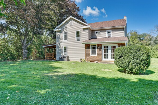 Mingoville Vacation Rental | 3BR | 1.5BA | 4 Steps to Enter | 1,600 Sq Ft