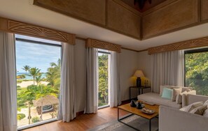 Ocean and Golf Five Bedrooms Villa (97)