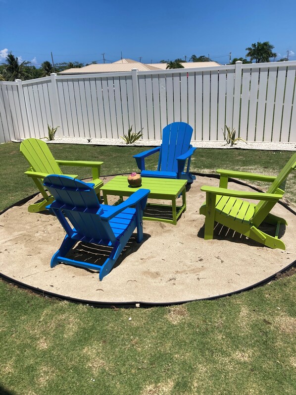 Relax in the backyard and enjoy the cool ocean breeze 
