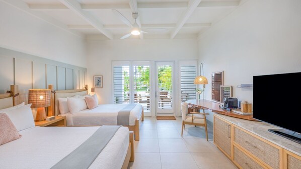 Unit with 2 Queen Beds