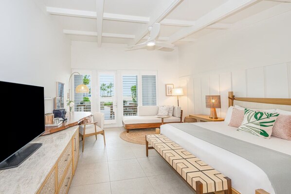 Unit with 1 King Bed