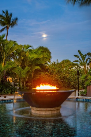 Outdoor Fire Pit