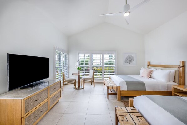 Unit with 2 Queen Beds
