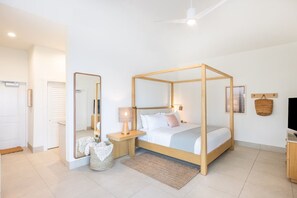 Unit with 1 King Bed