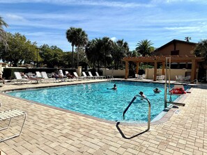 Tierra Del Sol Recreation Center 1.4 Miles Away - Pool