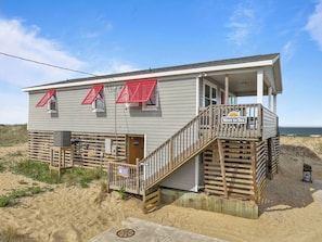 Front Exterior of Morr to Sea