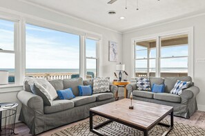 Living Area with Panoramic Ocean Views