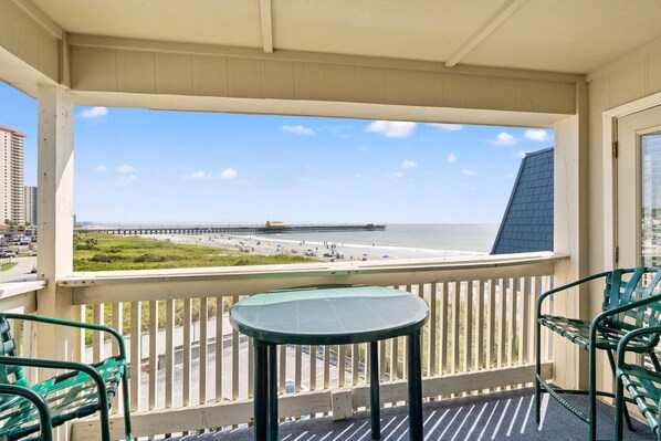 A Place at The Beach 9670-332 Balcony