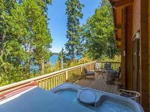 Hot tub