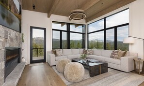 Beehive Basin Vista living1